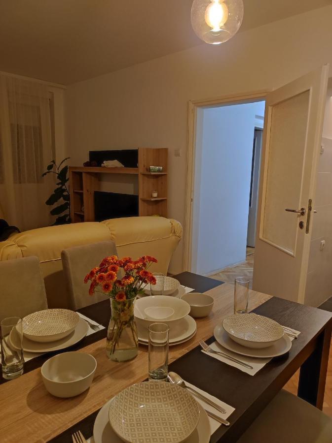Dora Apartment Ниш Екстер'єр фото